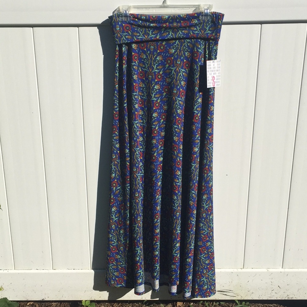 Small LuLaRoe Maxi Skirt